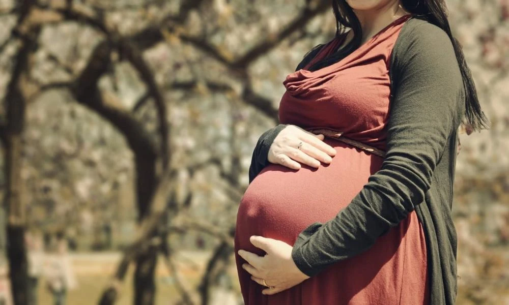 Επίδομα μητρότητας: Άνοιξε η πλατφόρμα για τις αιτήσεις - Ποιες είναι οι δικαιούχοι
